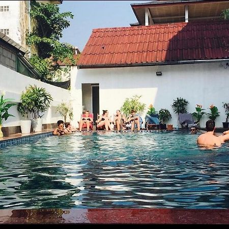 Vang Vieng Th Central Park Hotel מראה חיצוני תמונה